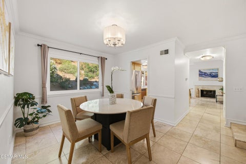 Tiny photo for 29407 Promontory Place, Agoura Hills, CA 91301 (MLS # 226004816)