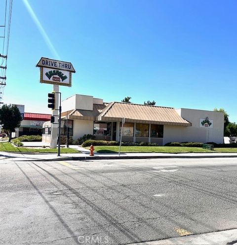 Photo of 2390 Del Rosa Avenue, San Bernardino, CA 92404 (MLS # IV25218531)