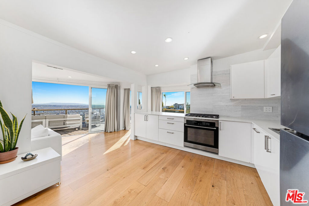 8494 Cole Crest Drive