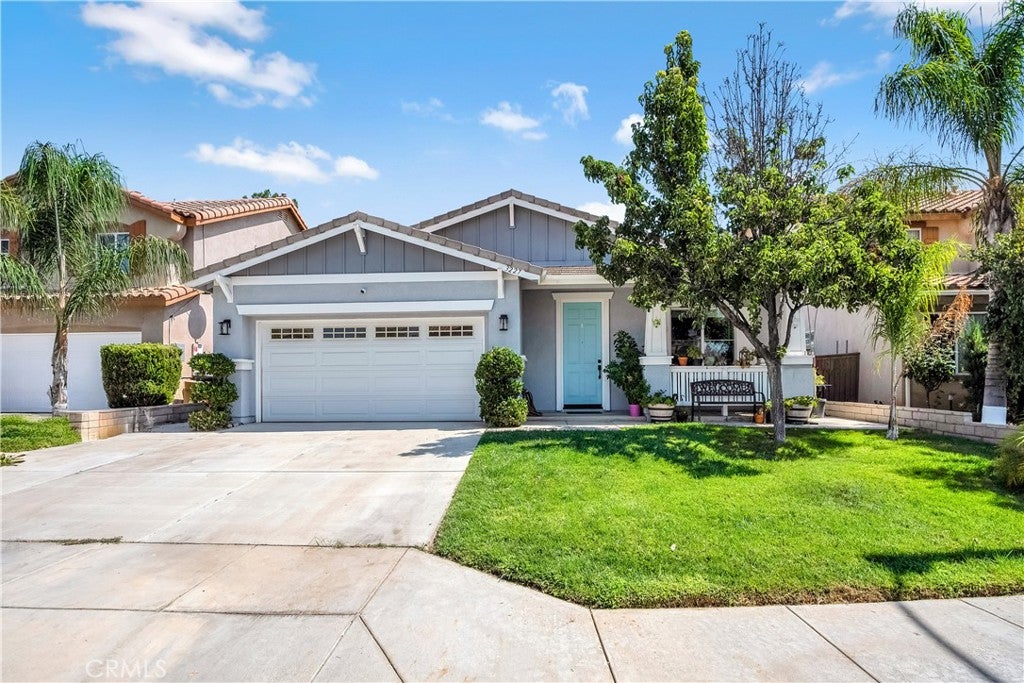 3227 Thistlewood Lane