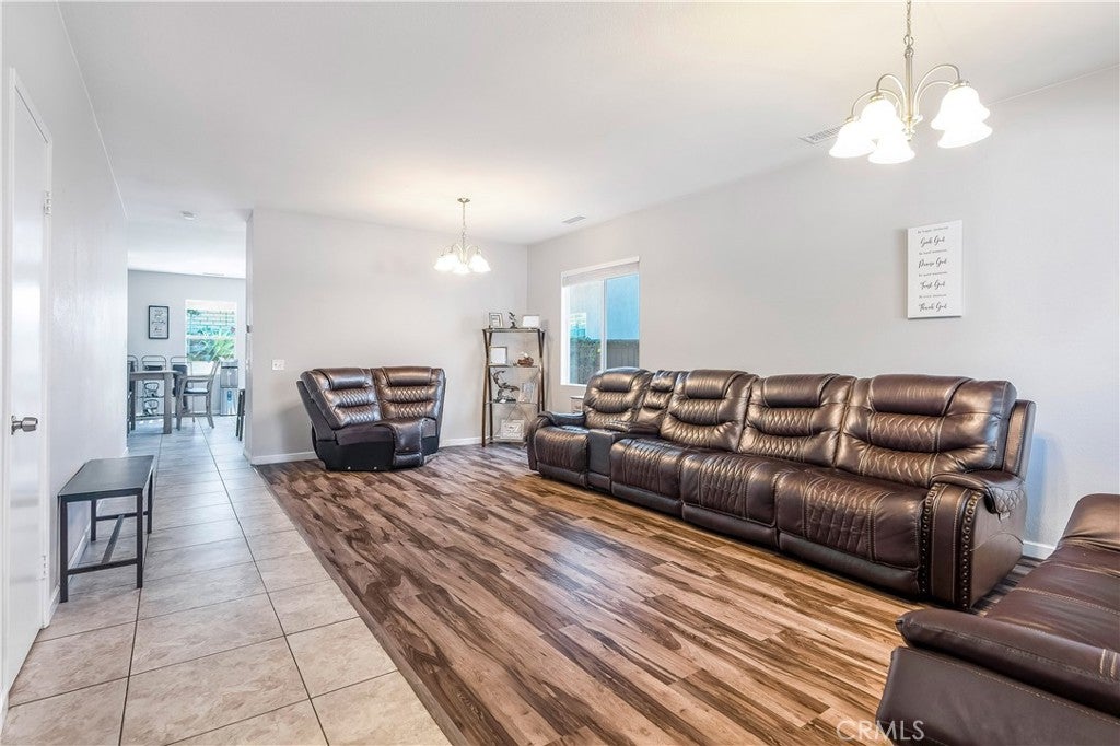 3227 Thistlewood Lane