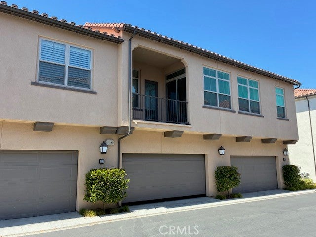 138 Sunnyside, Irvine CA 92618