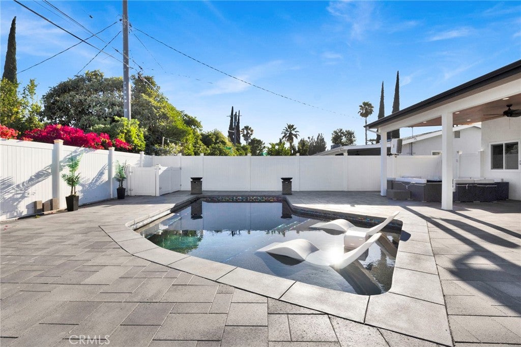 19116 Napa Street