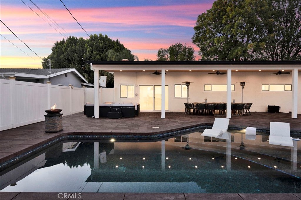 19116 Napa Street, Northridge CA 91324