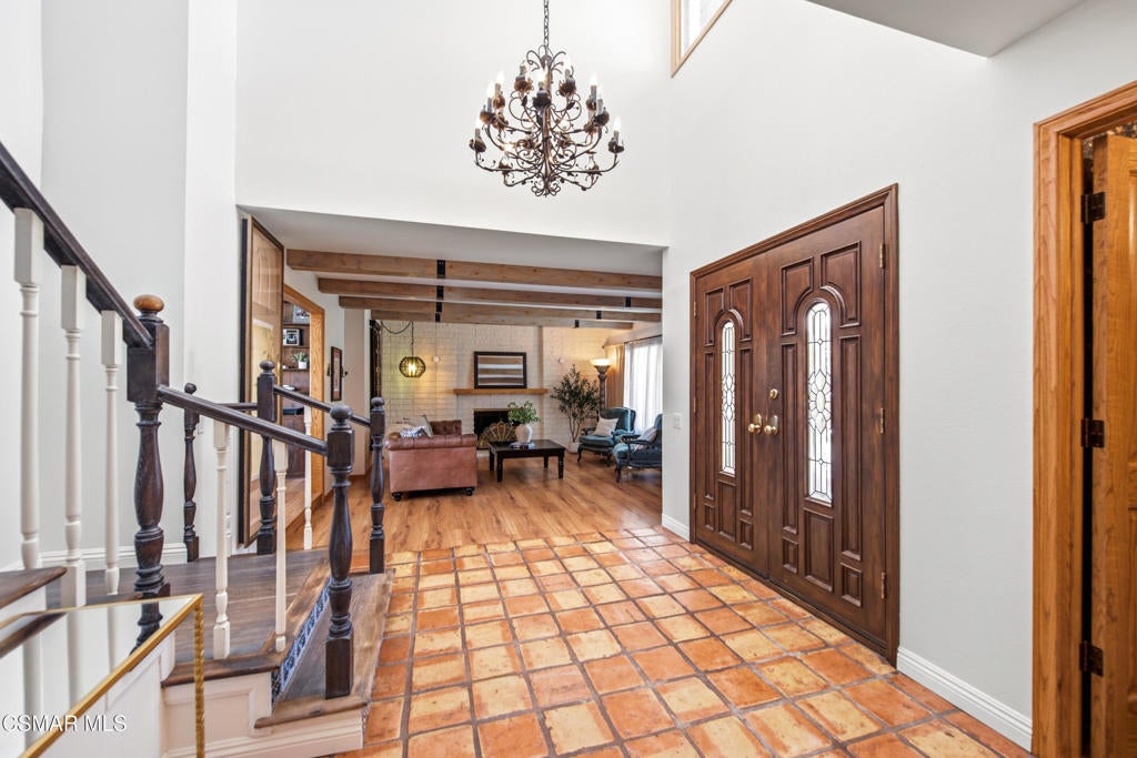 3515 Twin Lake