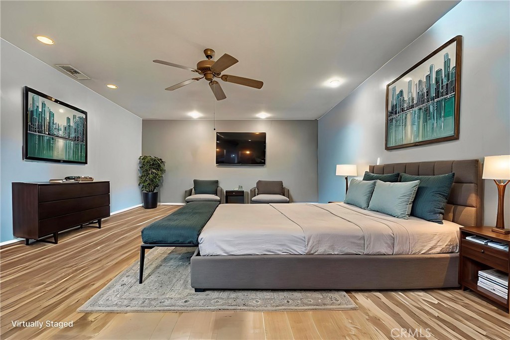 Wrigley Heights (WH) - Residential