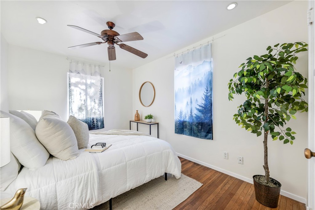 Wrigley Heights (WH) - Residential