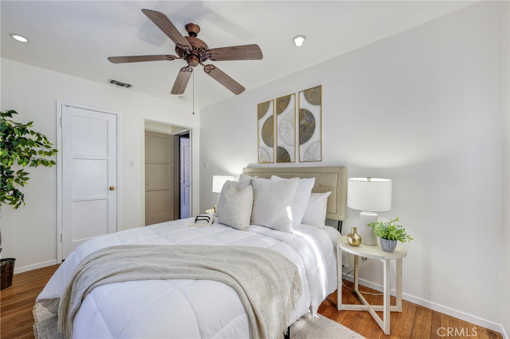 Wrigley Heights (WH) - Residential