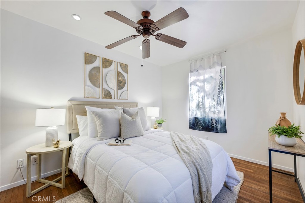 Wrigley Heights (WH) - Residential