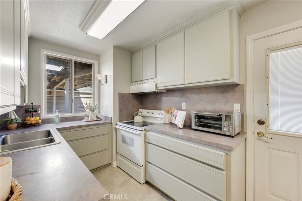 Wrigley Heights (WH) - Residential