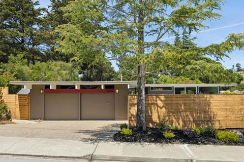Photo of 2236 Bunker Hill Drive, San Mateo, CA 94402 (MLS # ML82046976)