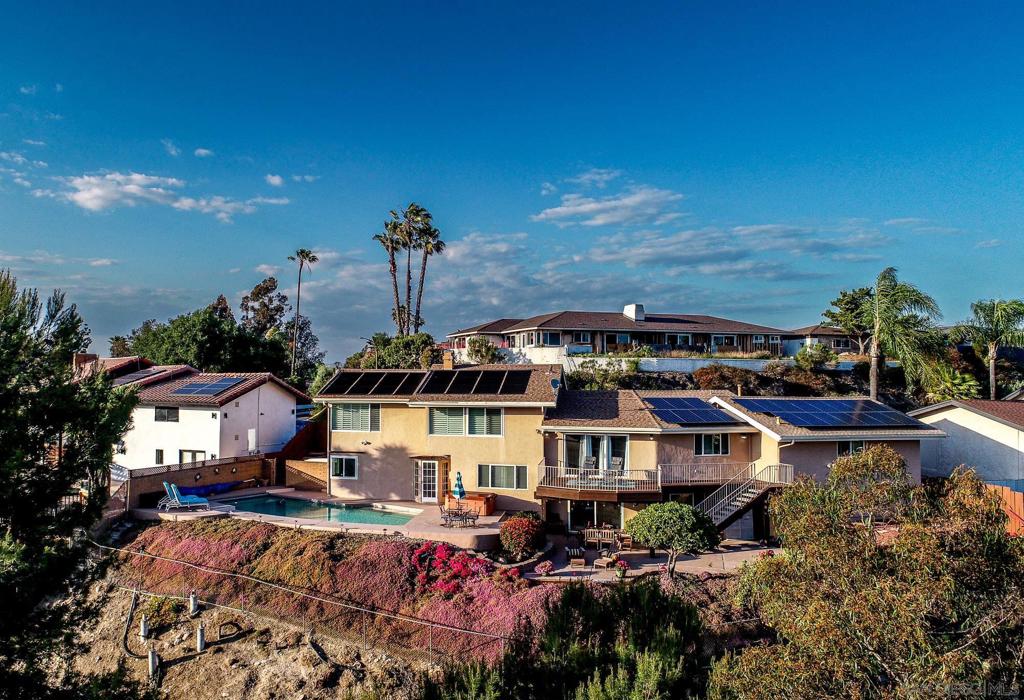 1963 Hacienda Circle