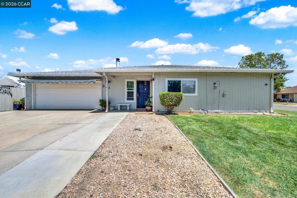 221 Eric Cir