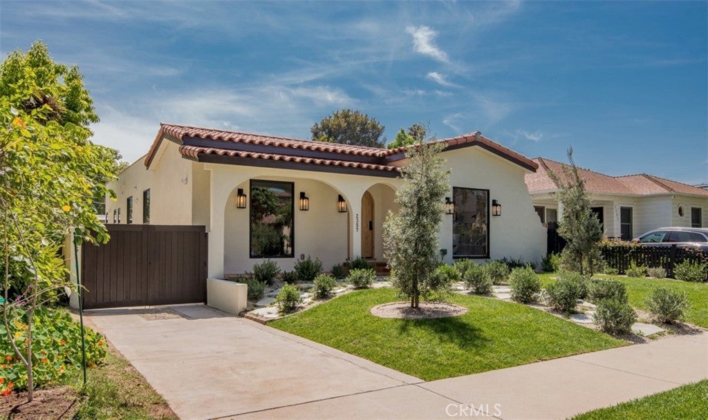 2357 Midvale Ave AVE, Los Angeles CA 90064