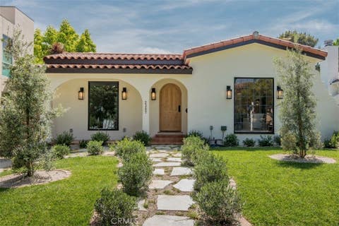 Photo of 2357 Midvale Ave AVE, Los Angeles, CA 90064 (MLS # SR26113588)