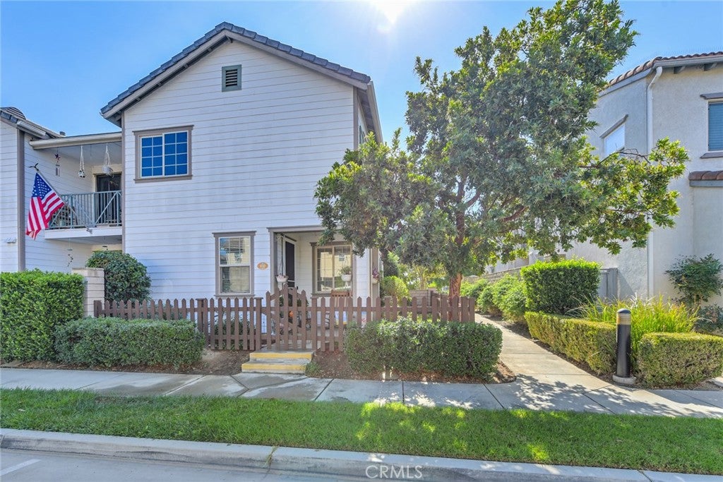 Photo of 450 Merced Court, Corona, CA 92878 (MLS # IG26212600)