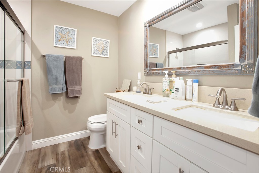Lake Forest Keys (LK) - Residential Lease