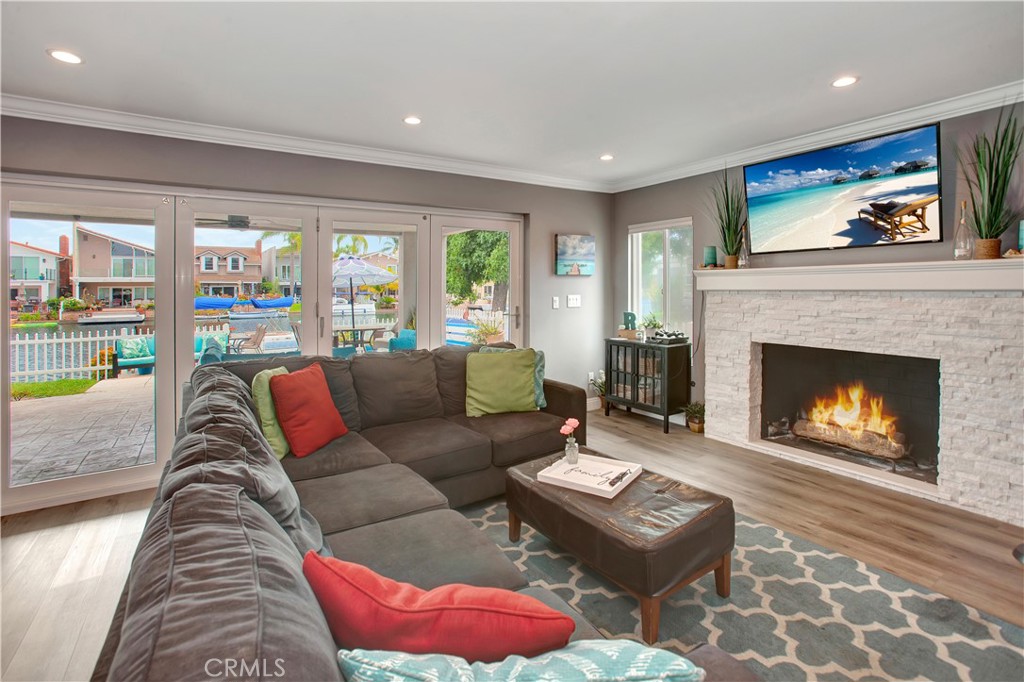 Lake Forest Keys (LK) - Residential Lease