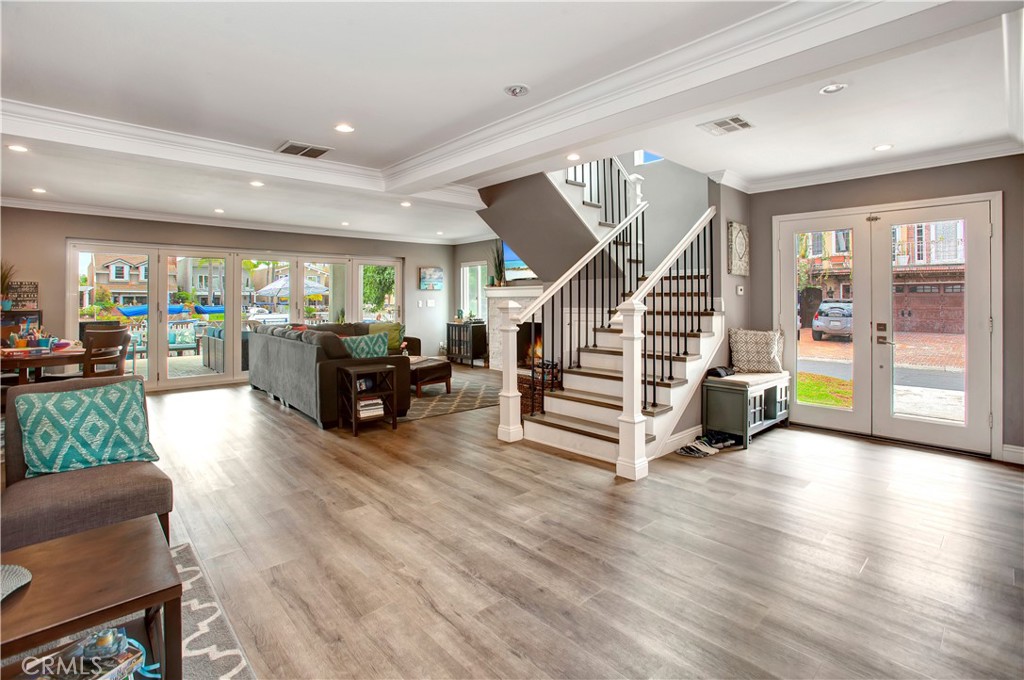 Lake Forest Keys (LK) - Residential Lease