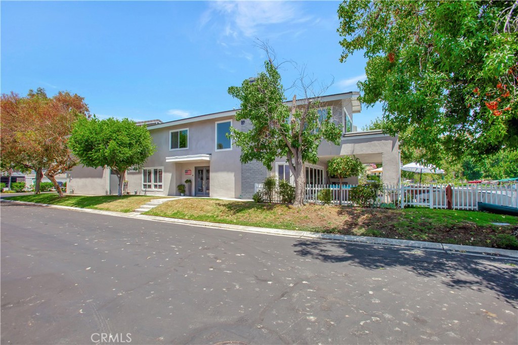 Lake Forest Keys (LK) - Residential Lease