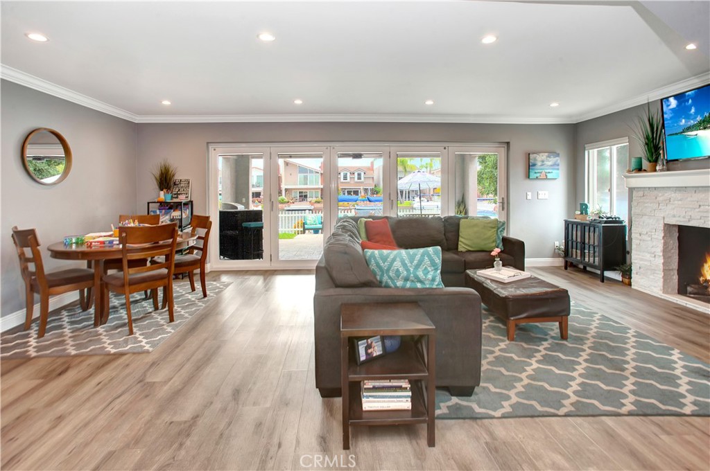 Lake Forest Keys (LK) - Residential Lease