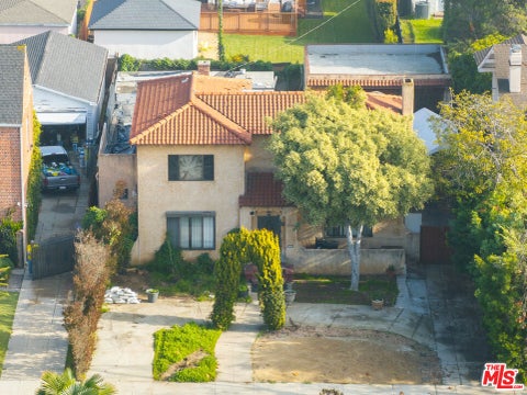 Photo of 2208 Virginia Road, Los Angeles, CA 90016 (MLS # 26987027)