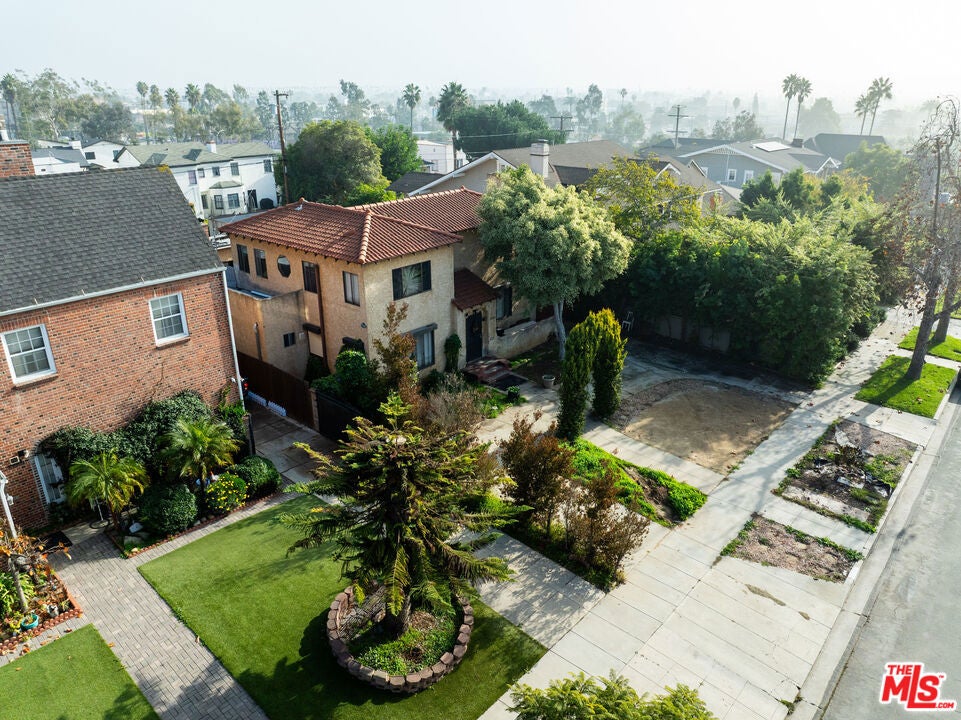 Photo of 2208 Virginia Road, Los Angeles, CA 90016 (MLS # 26987027)
