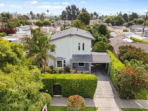 Photo of 2116 S Cloverdale Ave, Los Angeles, CA 90016 (MLS # WS26049615)
