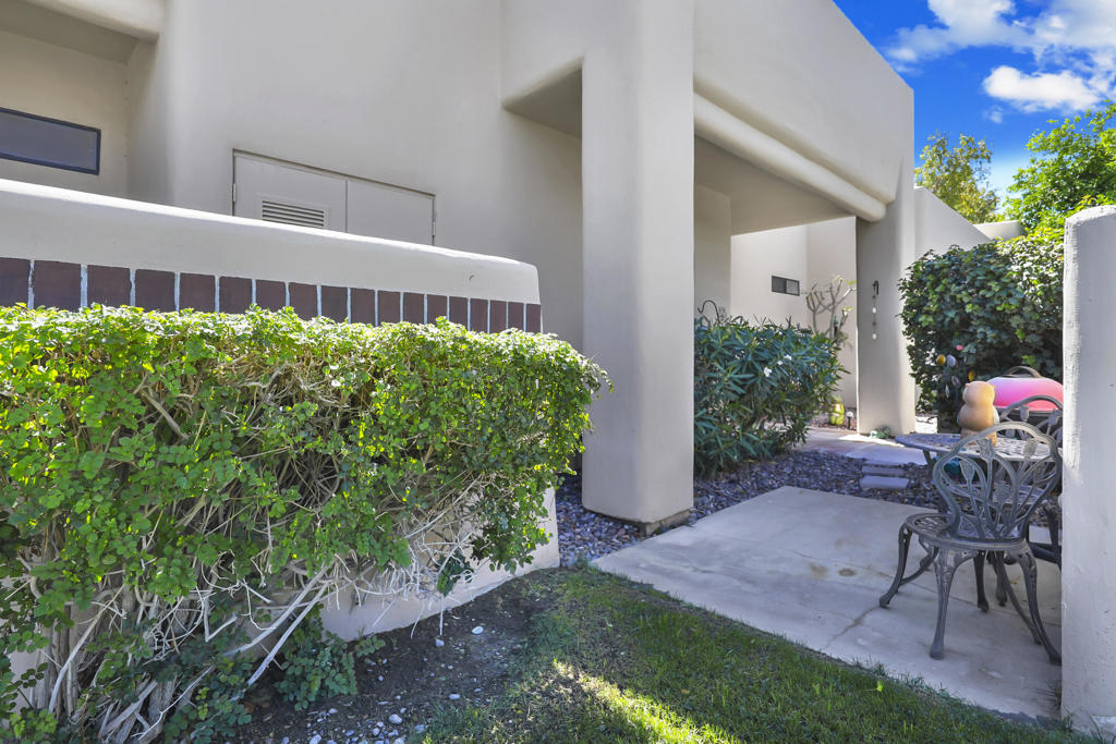 67387 Toltec Court