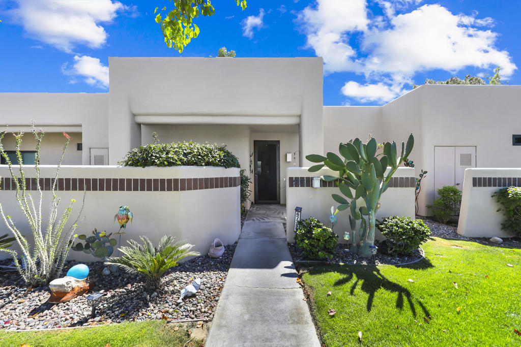 67387 Toltec Court