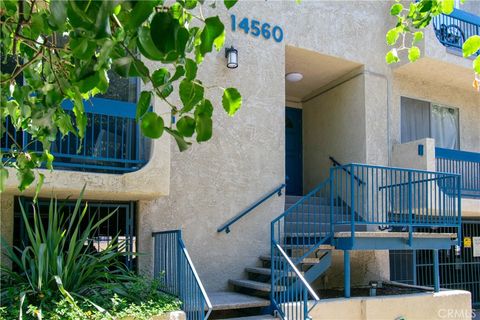 14560 Clark Street 215 Sherman Oaks CA 91411