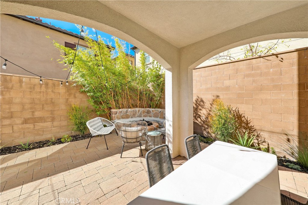 Colibri - Residential Lease