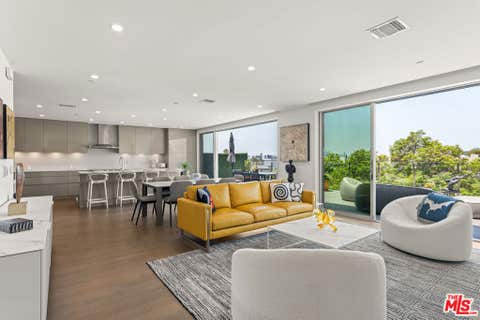 Photo of 728 N Sweetzer Avenue #403, West Hollywood, CA 90069 (MLS # 26851001)
