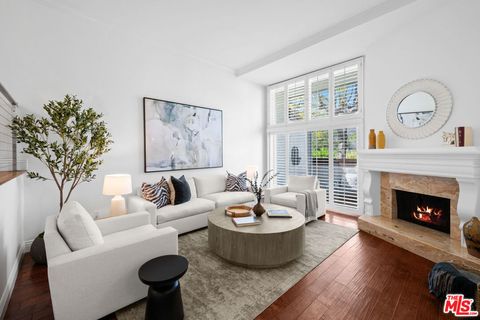 Photo of 17169 Palisades Circle, Pacific Palisades, CA 90272 (MLS # 26680179)