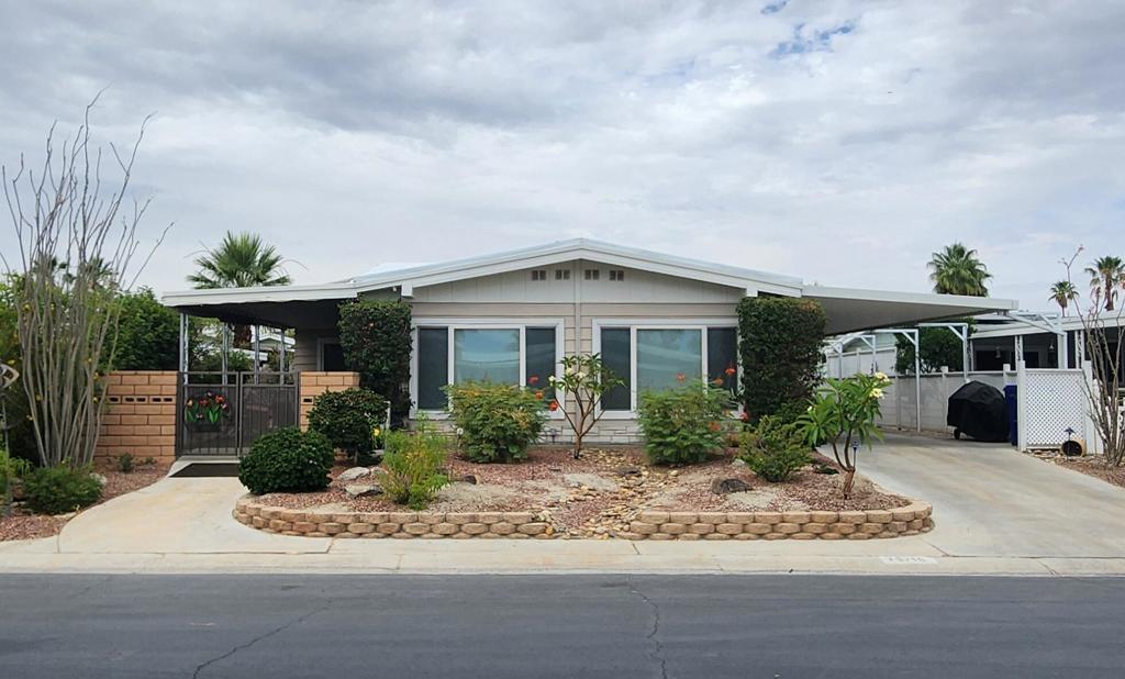 Palm Desert Greens - Manufactured In Park