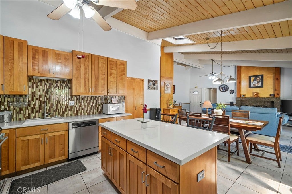 10468 Alta Loma