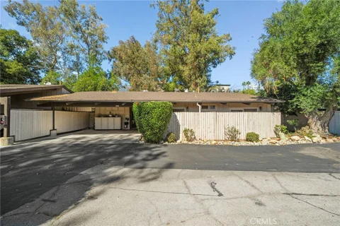 10468 Alta Loma Dr, Rancho Cucamonga, CA 91737 - MLS#: CV26215550