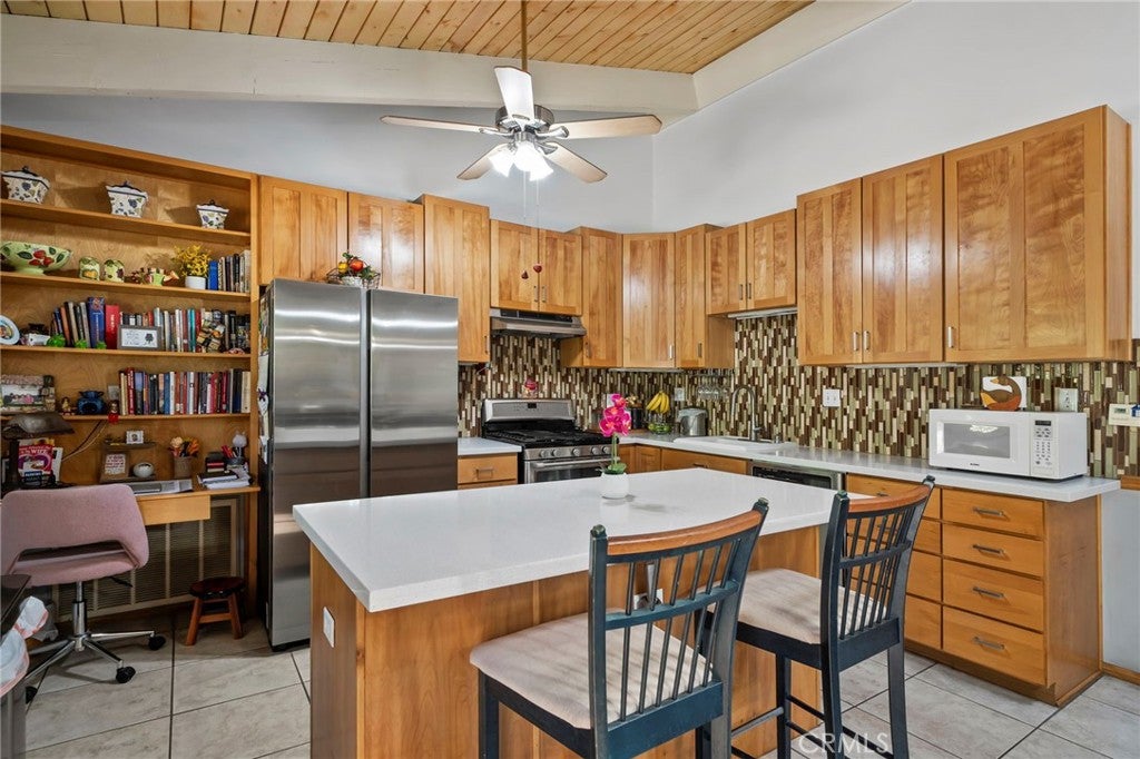 10468 Alta Loma