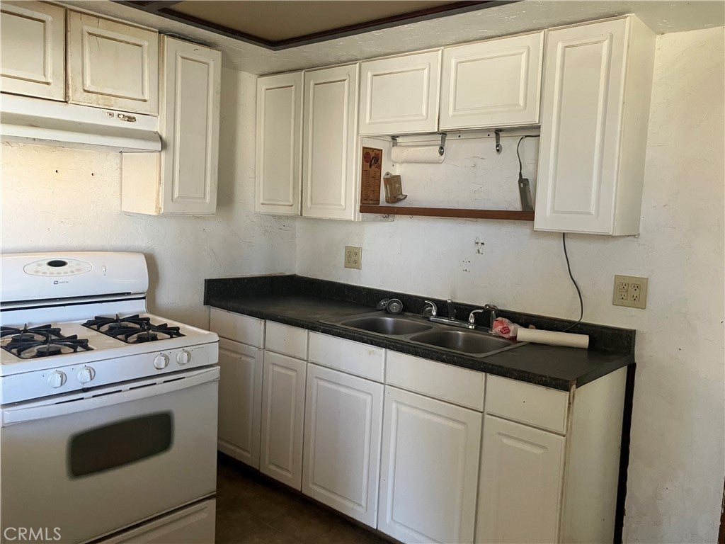 21989 Widgeon Way (Flint)