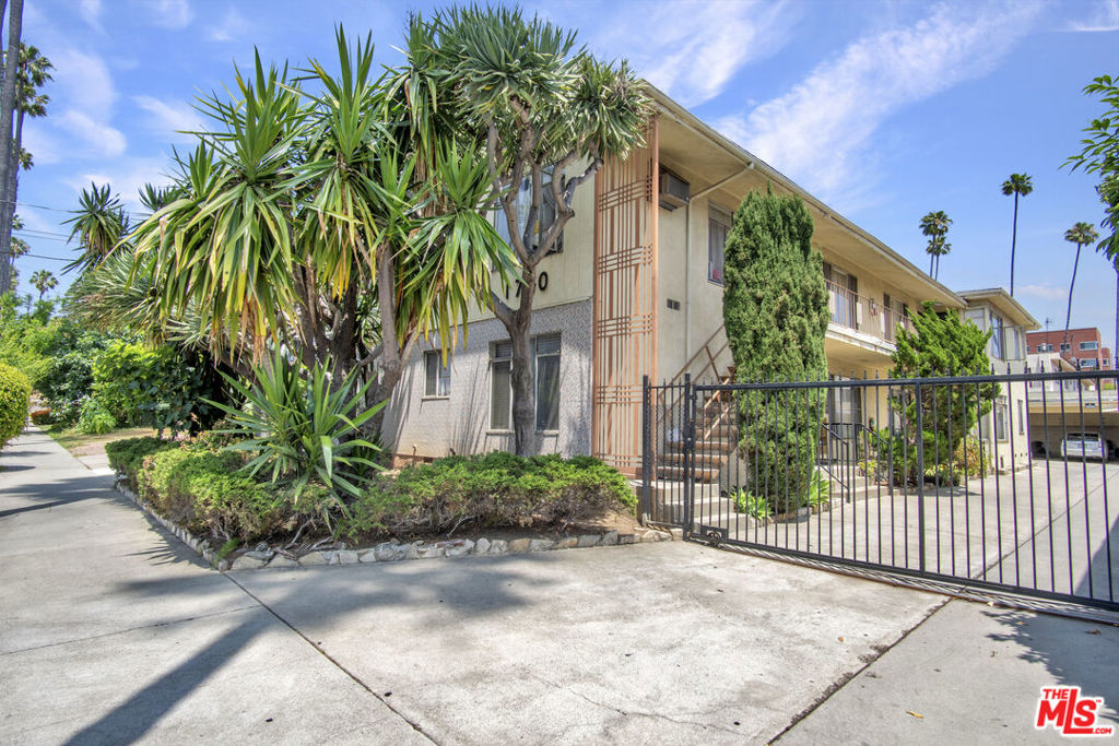 Properties 2 1734 Taft Avenue