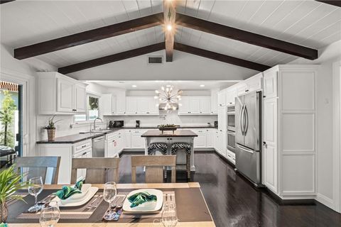 Photo of 2219 Estribo Drive, Rolling Hills Estates, CA 90274 (MLS # SB25085669) Photo of 2219 Estribo Drive, Rolling Hills Estates, CA 90274 (MLS # SB25085669)