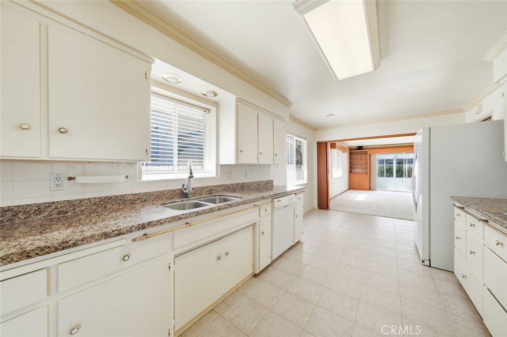 Sunset Terrace(660) - Residential