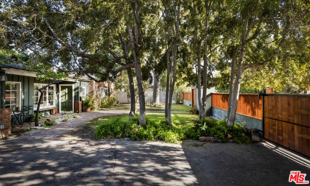 5108 Strohm Avenue, North Hollywood CA 91601