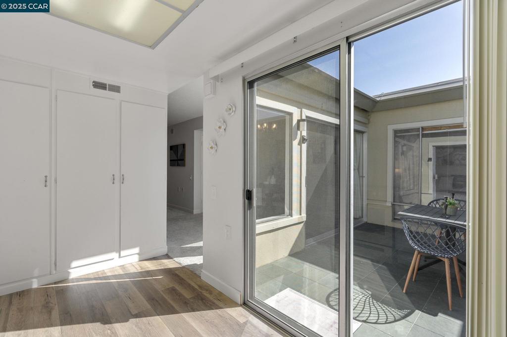 ROSSMOOR - Residential Lease