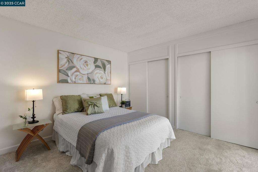 ROSSMOOR - Residential Lease