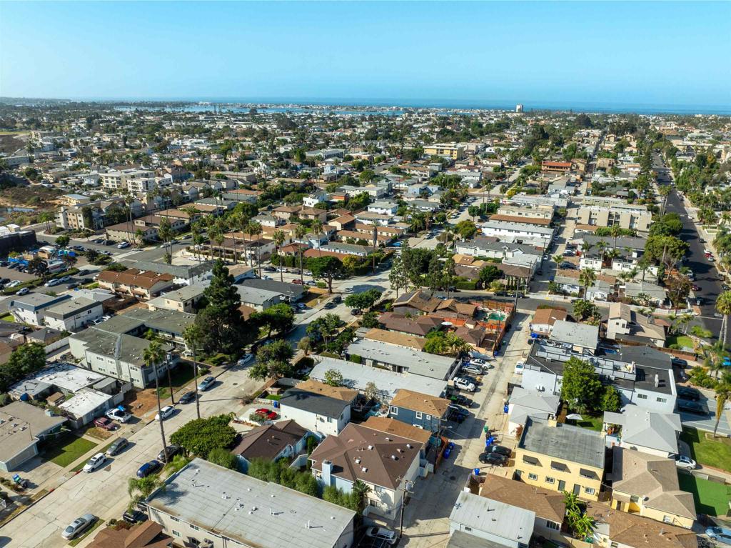 Pacific Beach - Residential Income