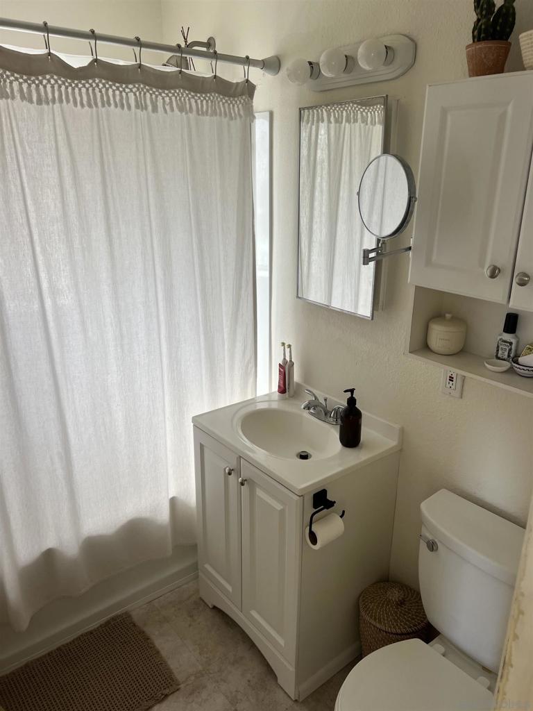 Pacific Beach - Residential Income