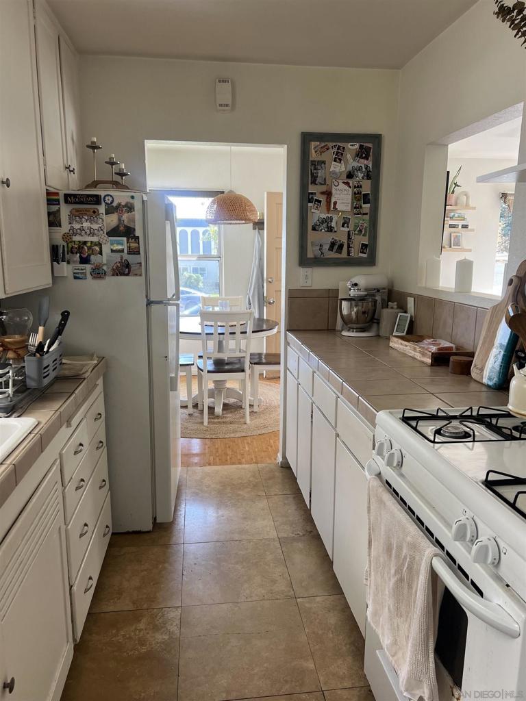 Pacific Beach - Residential Income