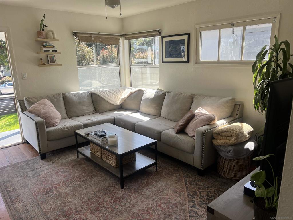 Pacific Beach - Residential Income