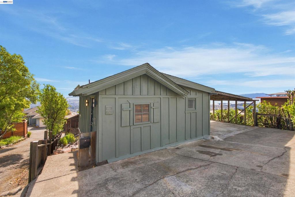 1076 Grizzly Peak Blvd